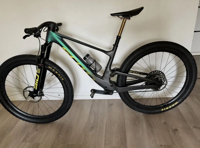 Scott Spark RC team, xx1 axs, vel M