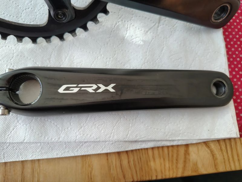 Shimano GRX (FC-RX810) 172.5mm, 40 zubů 