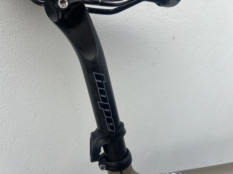 Gravel Van Rysel EDR OFF Road vel L na elektrické sadě Sram Force AXS