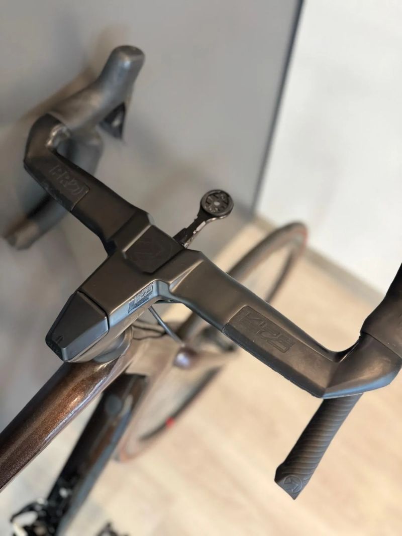 Giant TCR Advanced 2023 – Ultegra Di2 12s – Full Carbon Upgrade