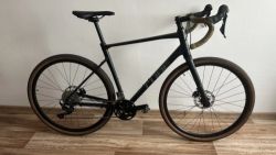 Cube Nuroad Pro 2023, velikost L (58 cm)