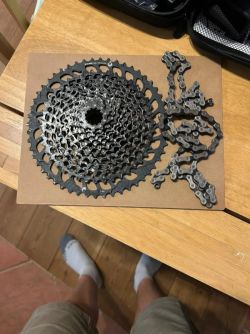 Prodám kazetu Sram XG 1275 