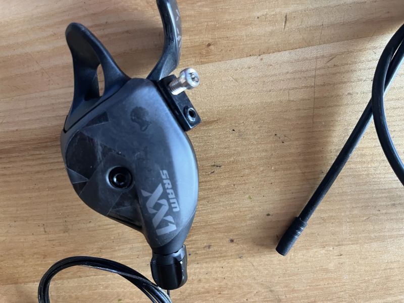 prodám přehazovačku Sram XX1 12s + řazení ( zlatá - bílá )