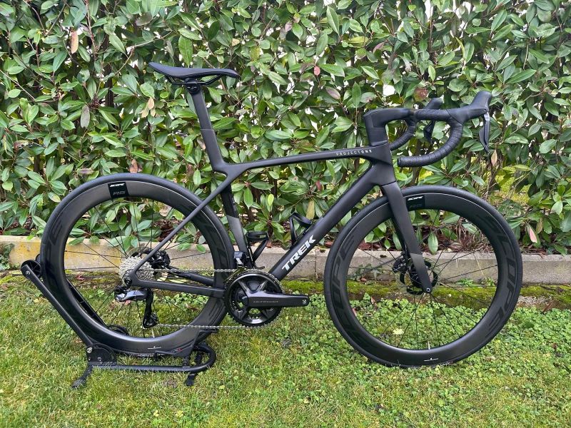 Trek Madone SLR Gen 8 - di2 Wattmetr Ultegra
