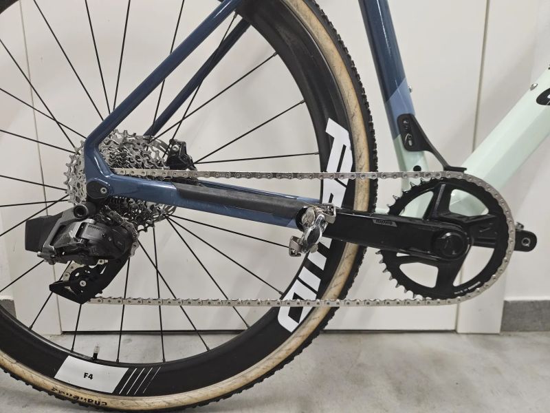 Canyon Inflite CF SL 7 AXS