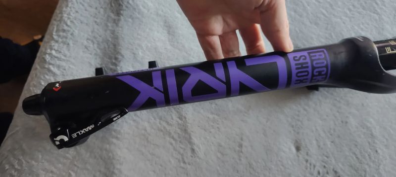 Rock shox Lyrik 27,5' a 160mm