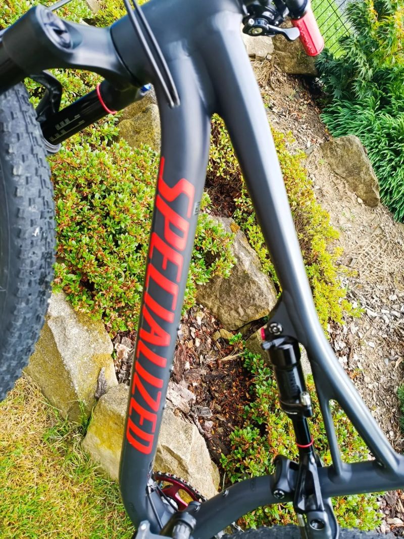 Specialized 🔴 Prodám celoodpružené kolo Specialized 29” – vel. M