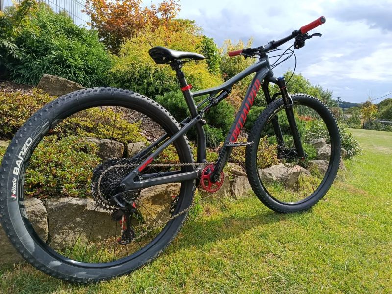 Specialized 🔴 Prodám celoodpružené kolo Specialized 29” – vel. M