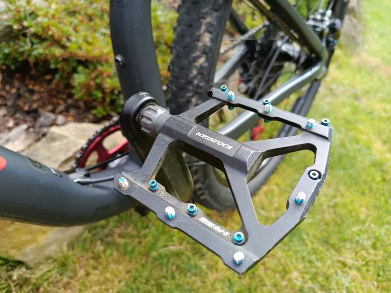 Specialized 🔴 Prodám celoodpružené kolo Specialized 29” – vel. M