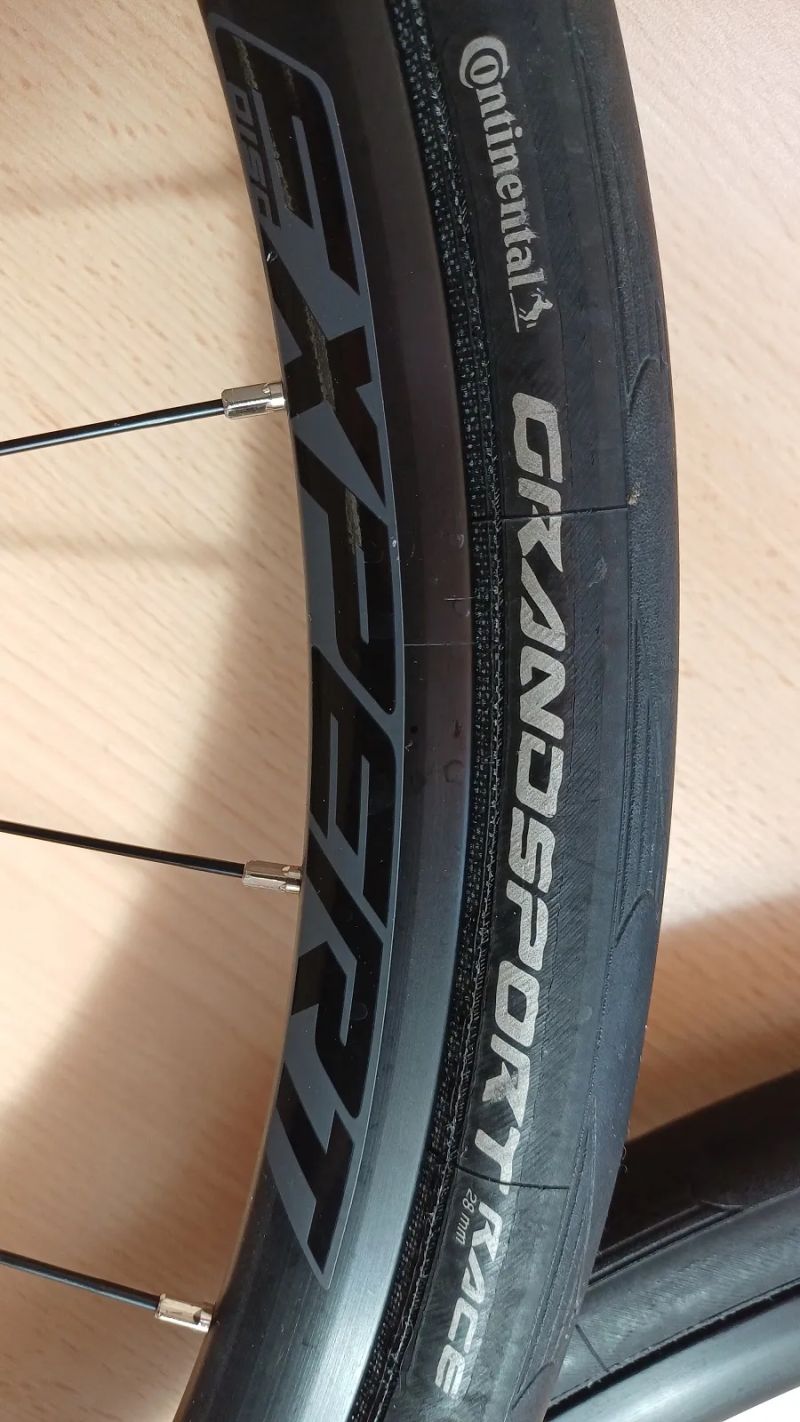 Zapletená kola na silničku