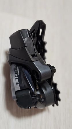 Přehazovačka Sram Force