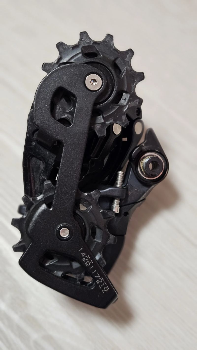 Přehazovačka Sram Force