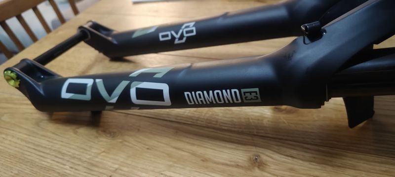 vidlice DVO Diamond E3 29' a 160mm