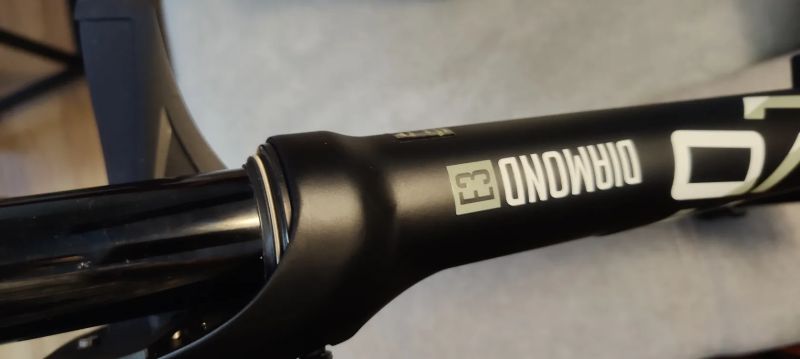 vidlice DVO Diamond E3 29' a 160mm