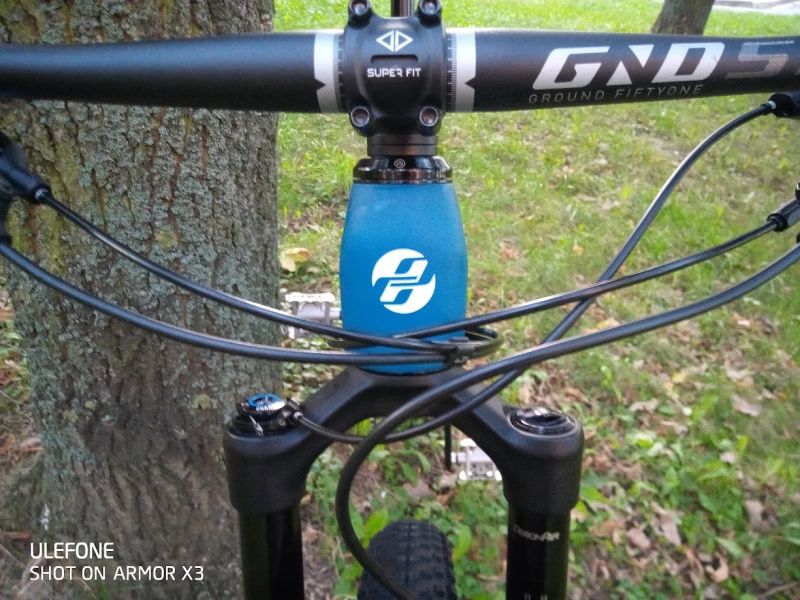 Nový karbonový GHOST LECTOR SF LC - Sky / Star White - CENA DOHODOU