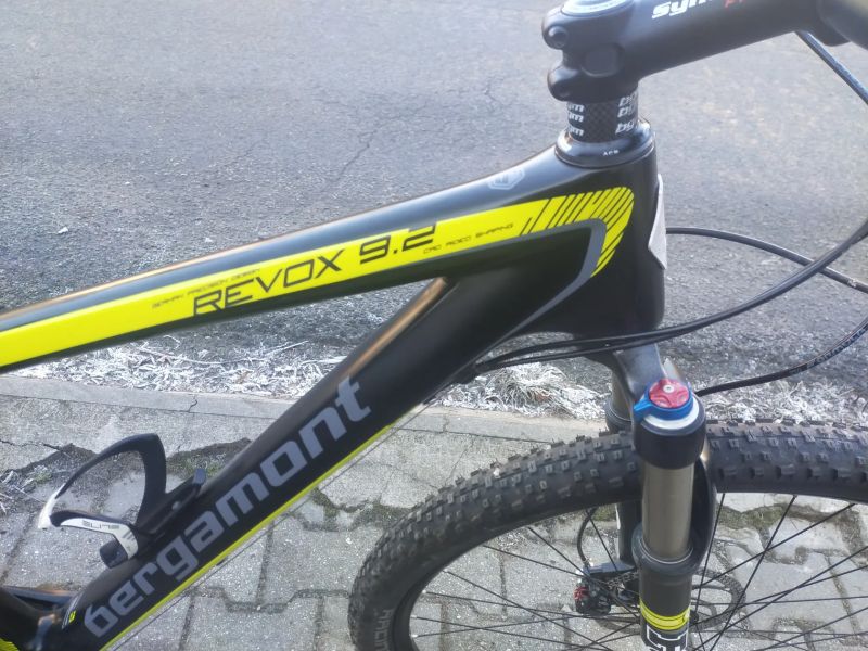 KARBONOVÉ HORSKÉ KOLO , FOX, SHIMANO XT