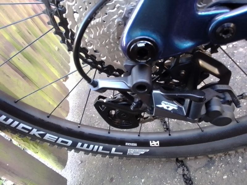 Cube AMS Hybrid ONE 44 SLX 400X