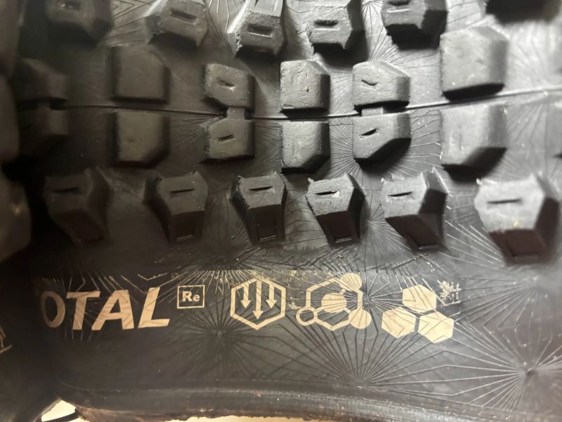 Continental Kryptotal Re Downhill Soft 2.6