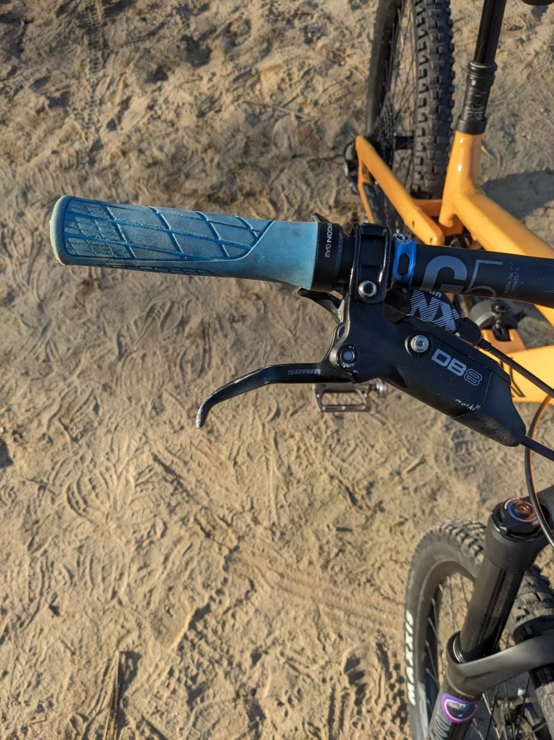 Canyon Spectral 5", vel S", 27,5", zdvihy 150mm/150mm", nový rám"