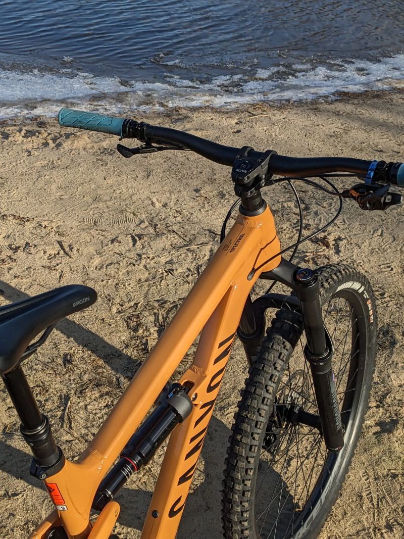 Canyon Spectral 5", vel S", 27,5", zdvihy 150mm/150mm", nový rám"