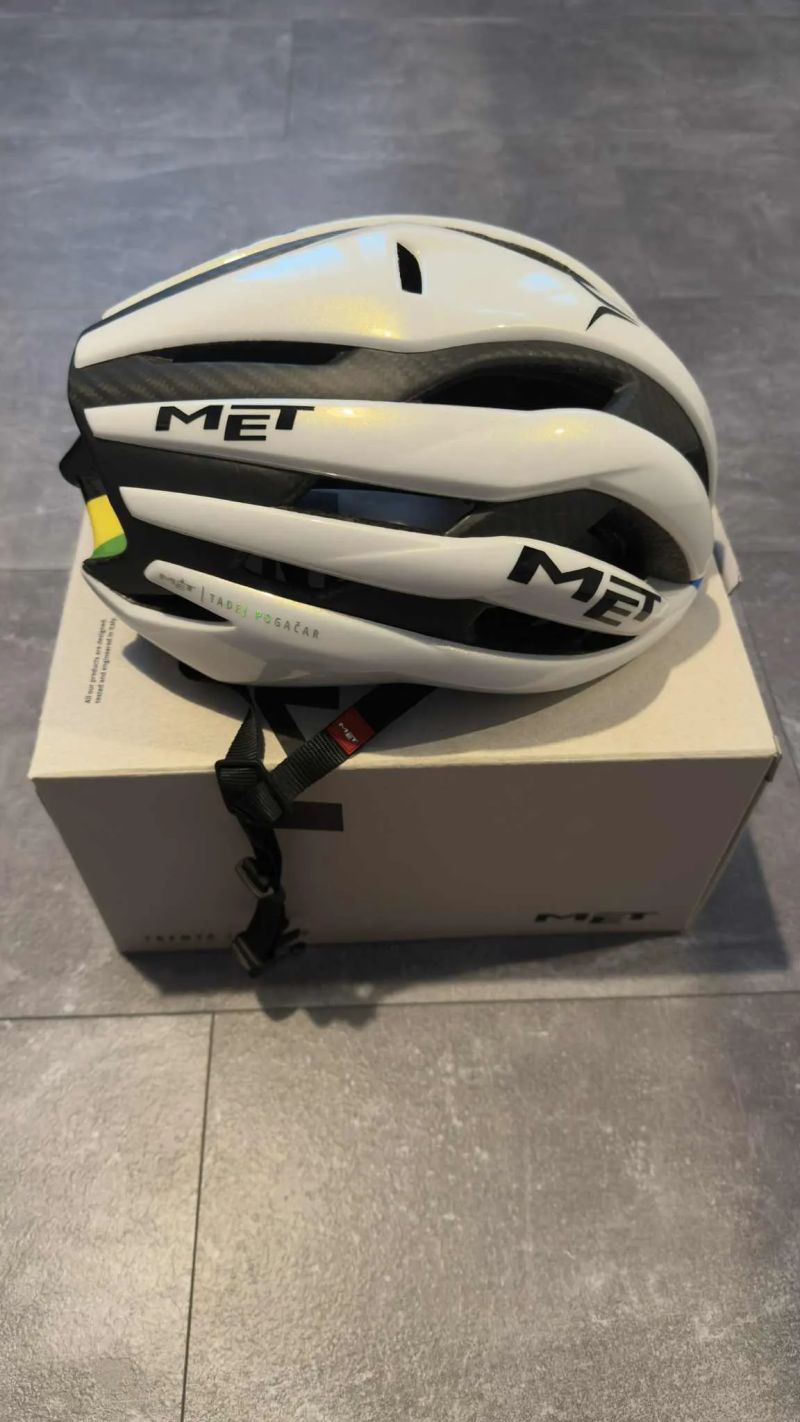 MET Trenta 3k carbon MIPS Rainbow edition