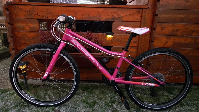 Dívčí kolo 24" Superior MODO 7-12let postava 120-150cm minimálně použité.