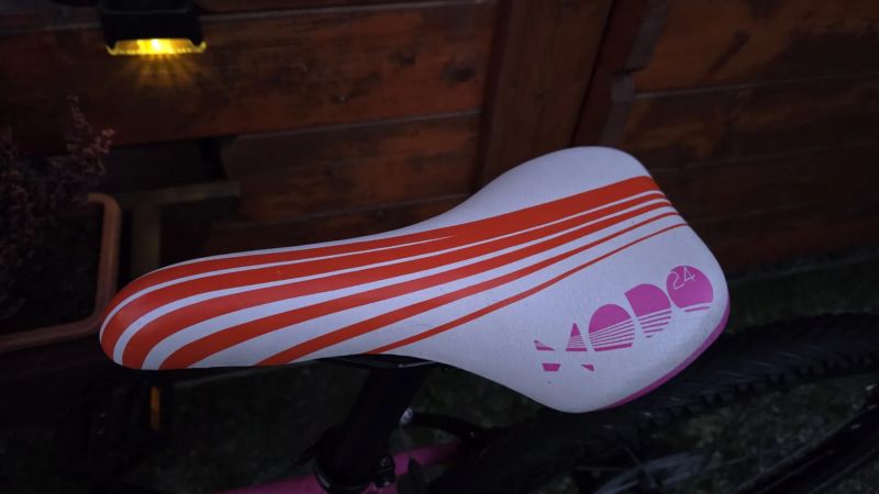 Dívčí kolo 24" Superior MODO 7-12let postava 120-150cm minimálně použité.