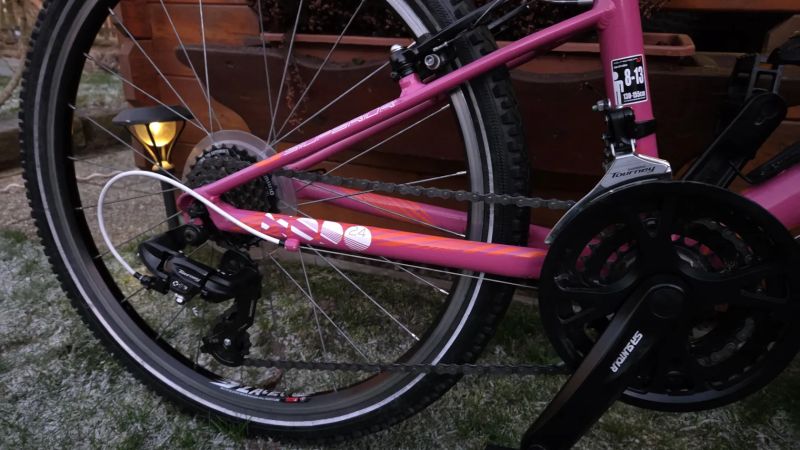 Dívčí kolo 24" Superior MODO 7-12let postava 120-150cm minimálně použité.