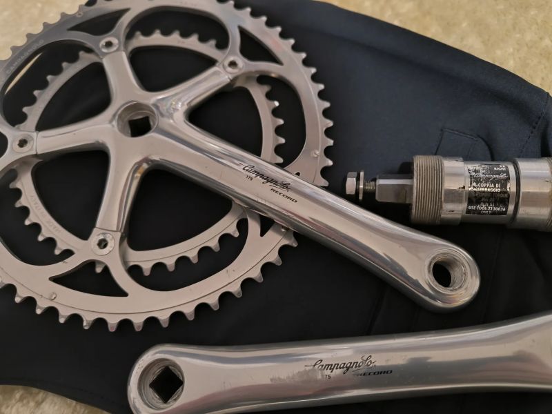 Campagnolo Record kliky včetně osy
