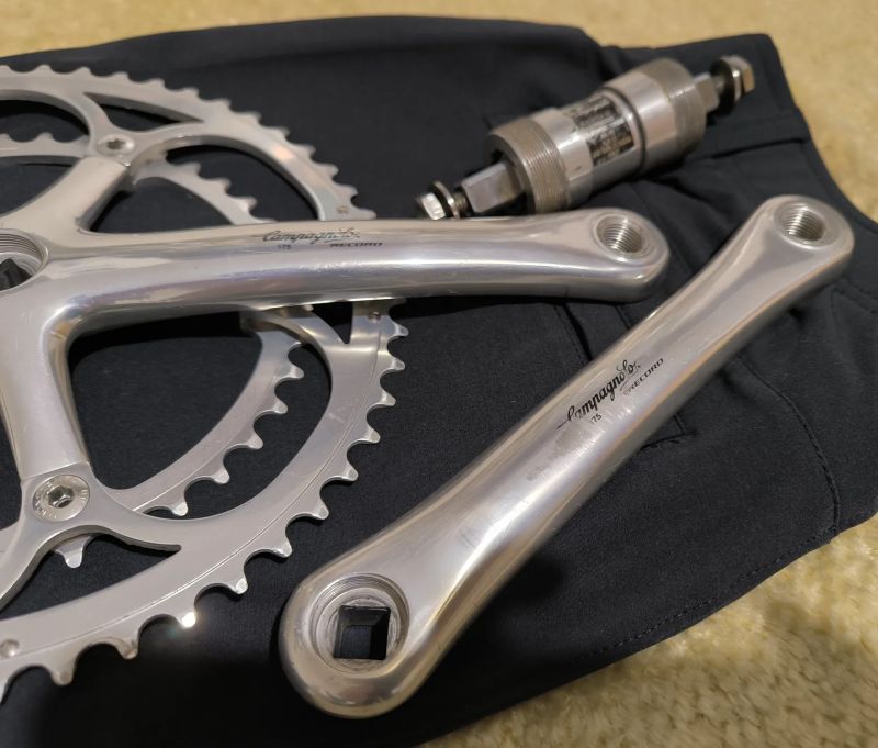 Campagnolo Record kliky včetně osy