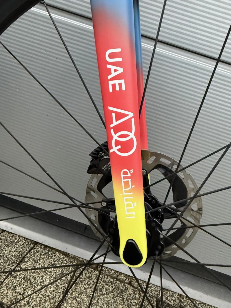 Prodám Colnago V4Rs, málo jeté 810km, naprosto nepoškozené, stav nového kola, wattmetr