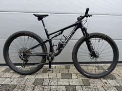 Specialized S-WORKS EPIC EVO, celoodpružené, wattmeter, gloss purple tint fades over carbon /chrome.