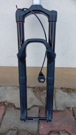 Rock Shox FS-REBA-15B-A8 remote lockout 130mm