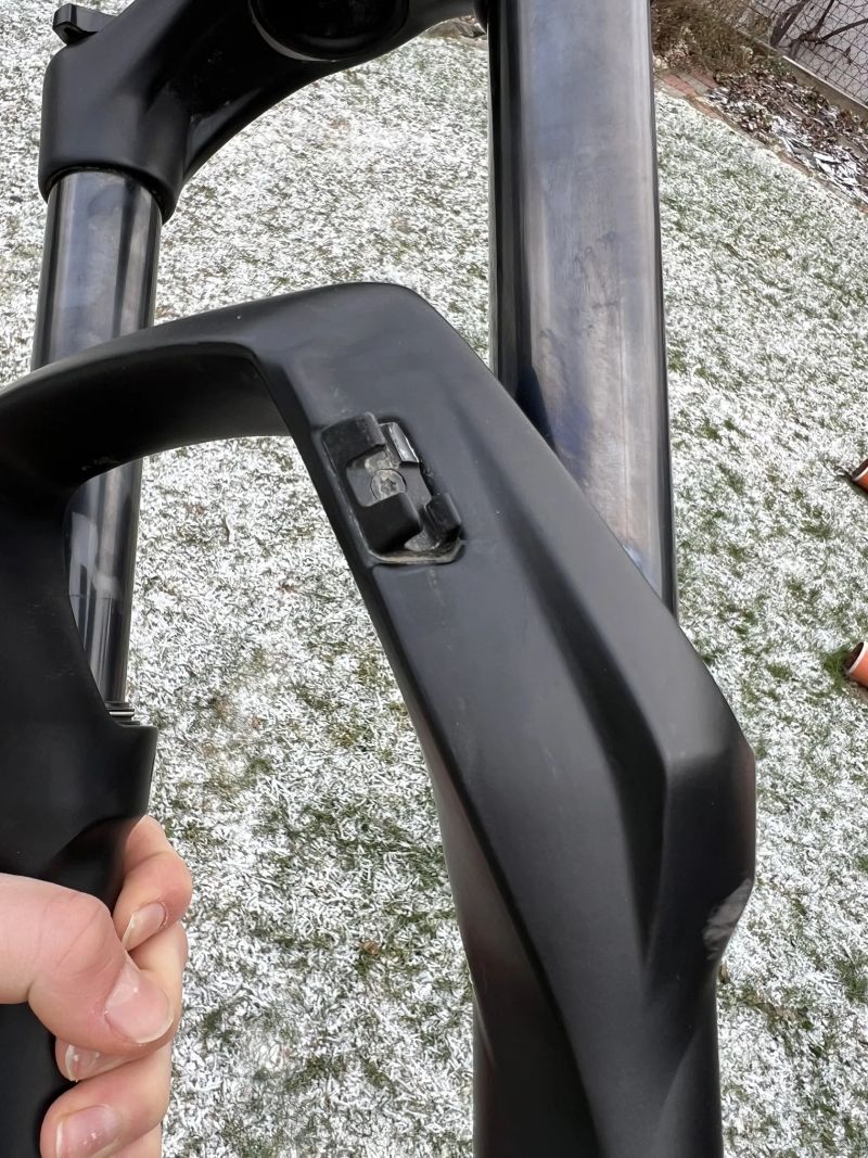 Vidlice Rock Shock recon silver zdvih 140mm