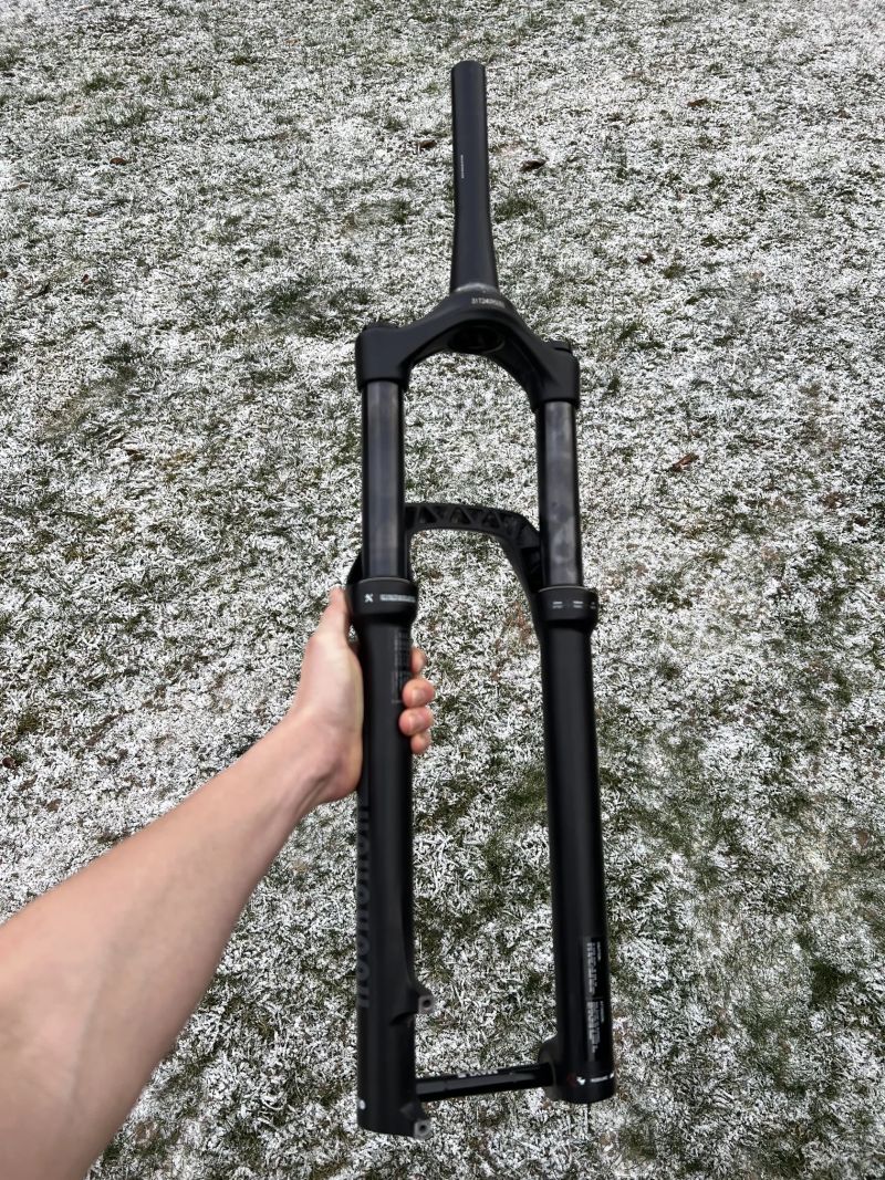 Vidlice Rock Shock recon silver zdvih 140mm