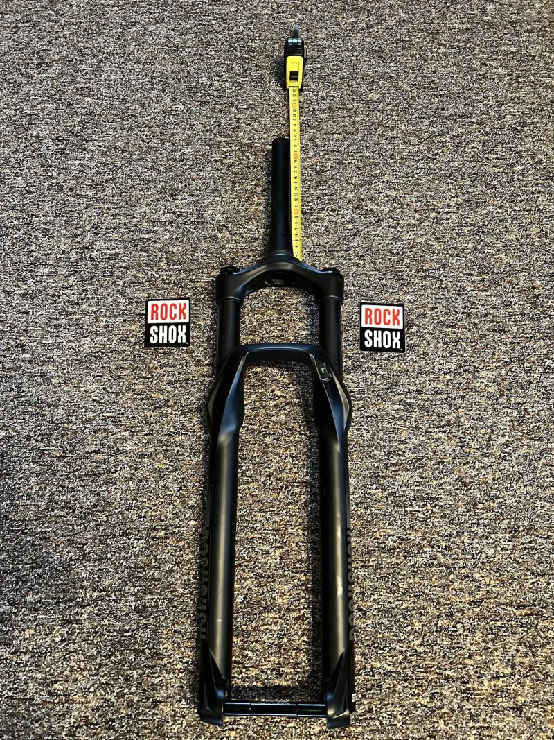 Vidlice Rock Shock recon silver zdvih 140mm