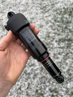 Tlumič Rock Shox deluxe select 