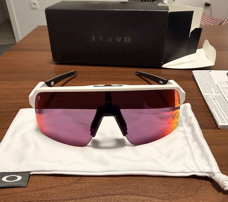 OAKLEY SUTRO LITE matte white, prizm road