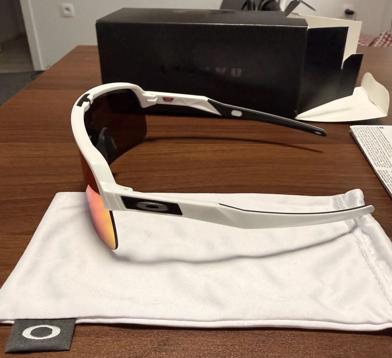 OAKLEY SUTRO LITE matte white, prizm road