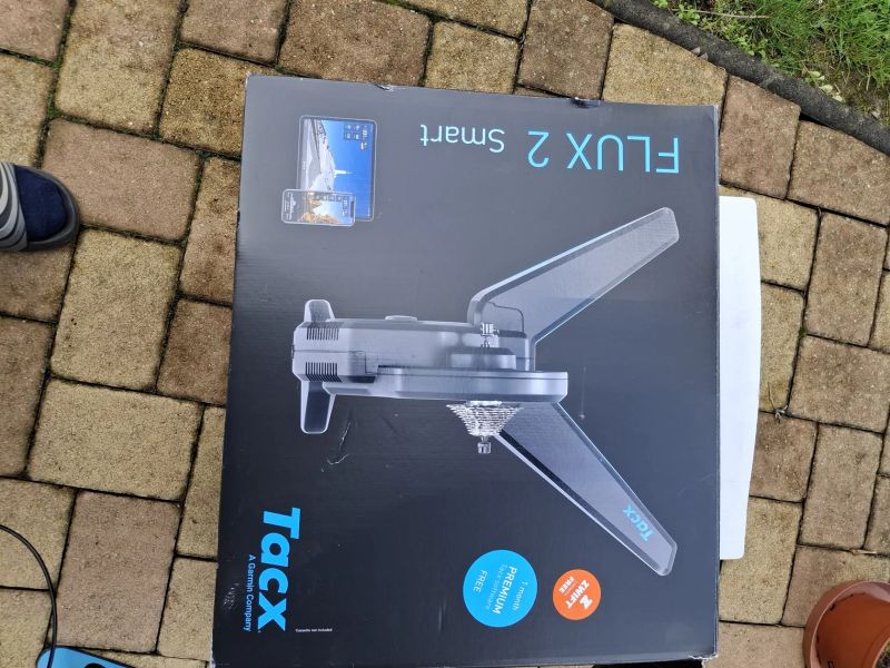 Cyklo trenažér Tacx Flux 2 Smart