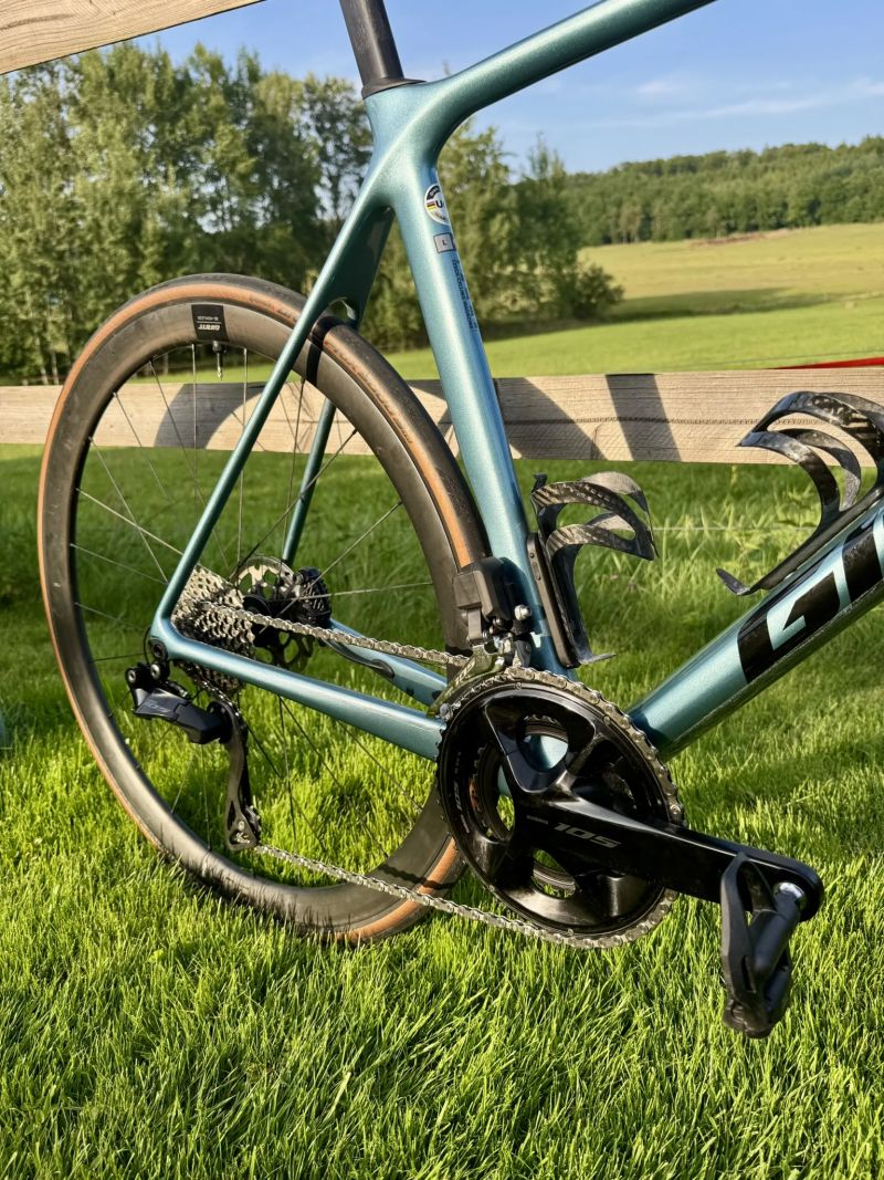 Giant TCR Advanced Pro Di2 (+wattmetr)