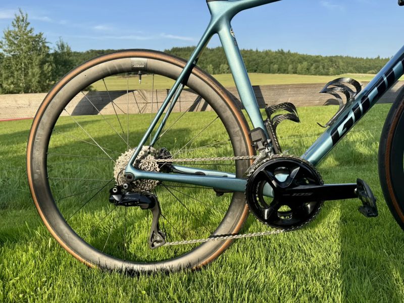 Giant TCR Advanced Pro Di2 (+wattmetr)