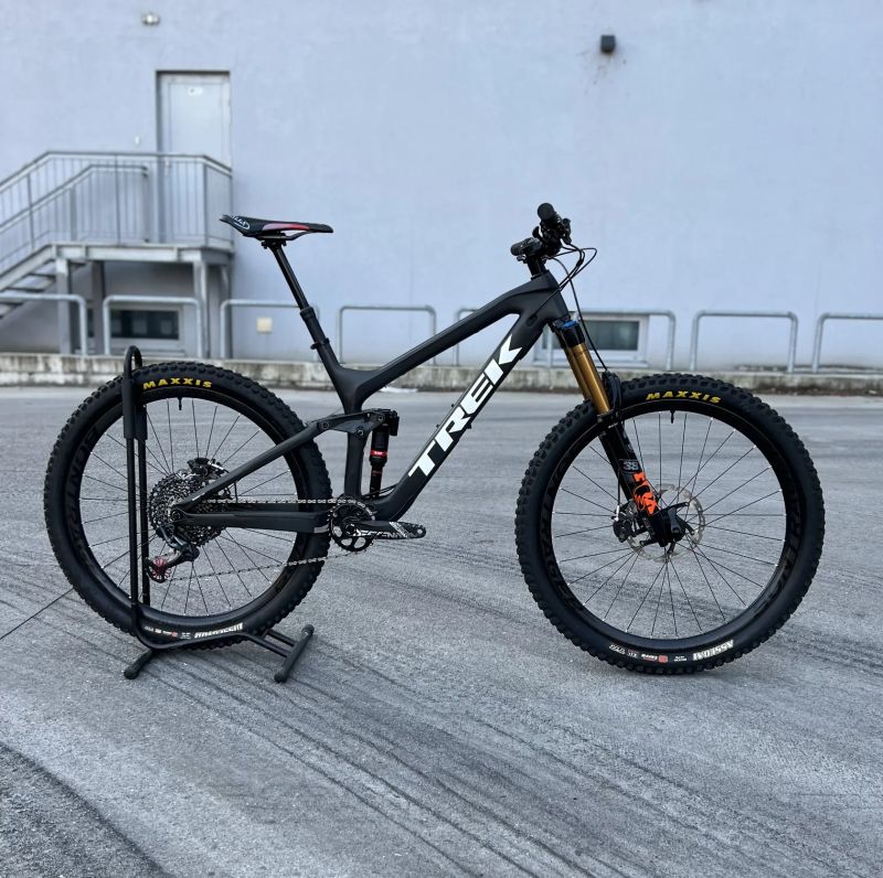 Trek Slash 9.9