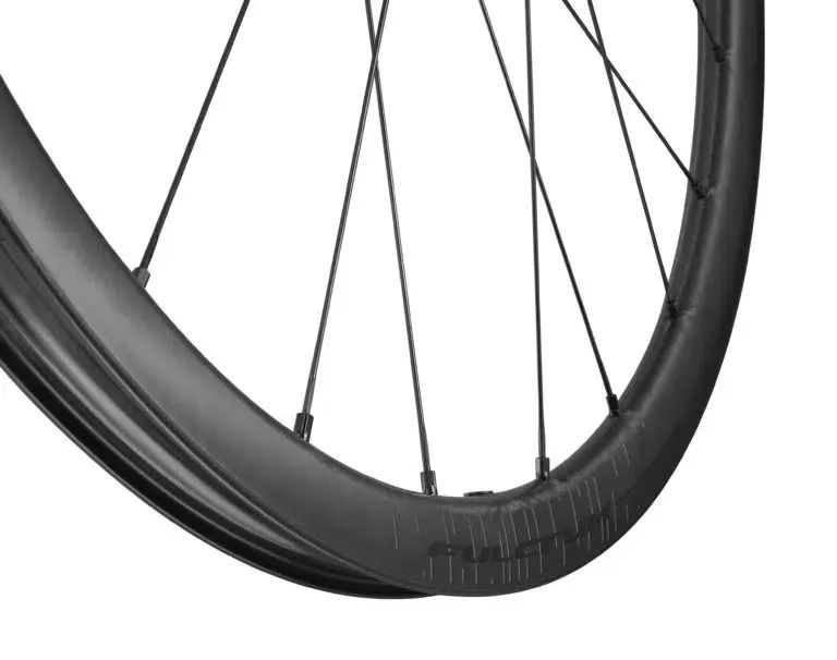 Fulcrum Rapid Red Carbon