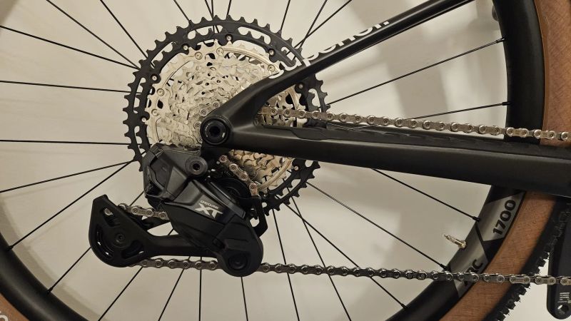 Superior XF 9.6 Team (L) Nové, záruka 11/2027. XT pedály v ceně. TOP krásné kolo.