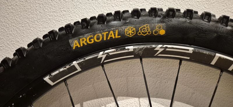 Mavic E-Deemax 29" Boost sada kol, 6-děr