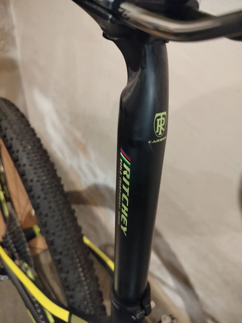 Scott Scale RC World Cup HMX carbon vel. L