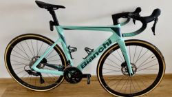Bianchi Oltre race