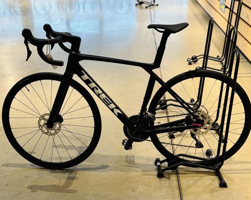 TREK Madone SL 5 Gen 8 - M, M/L