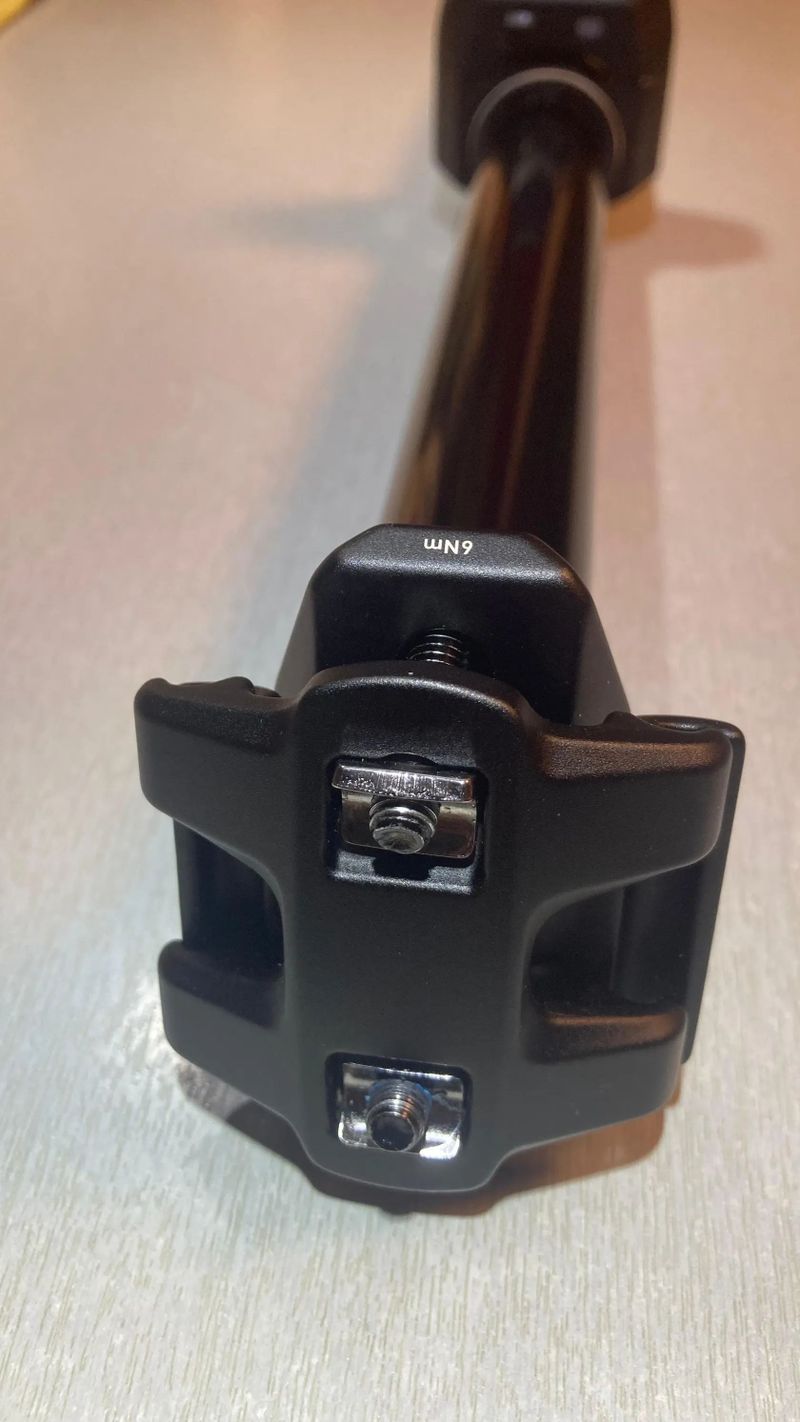 Sedlovka Rock Shox Reverb AXS B1 34,9 - nová 